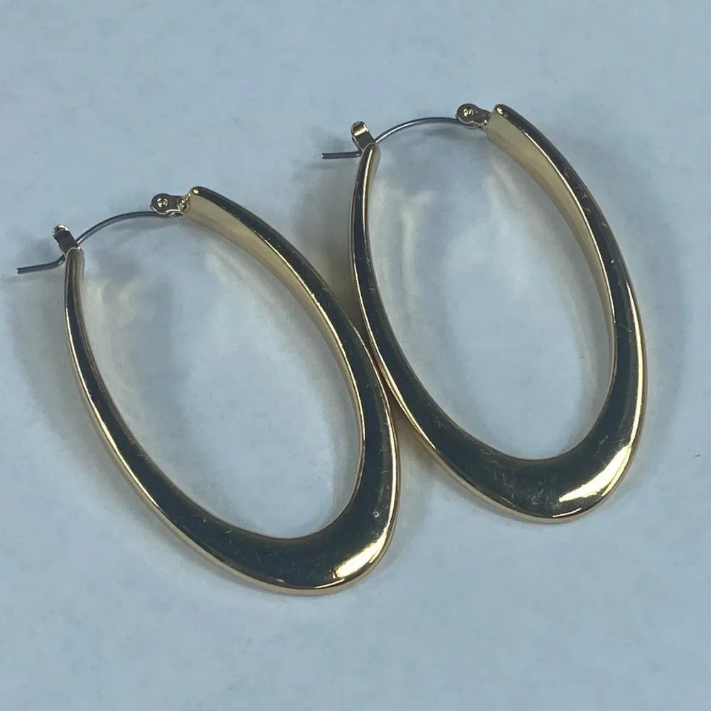 Oval Hoop Earrings Pierced Gold Tone Puffed Hinged Latch Back Click Closure - Picture 15 of 16